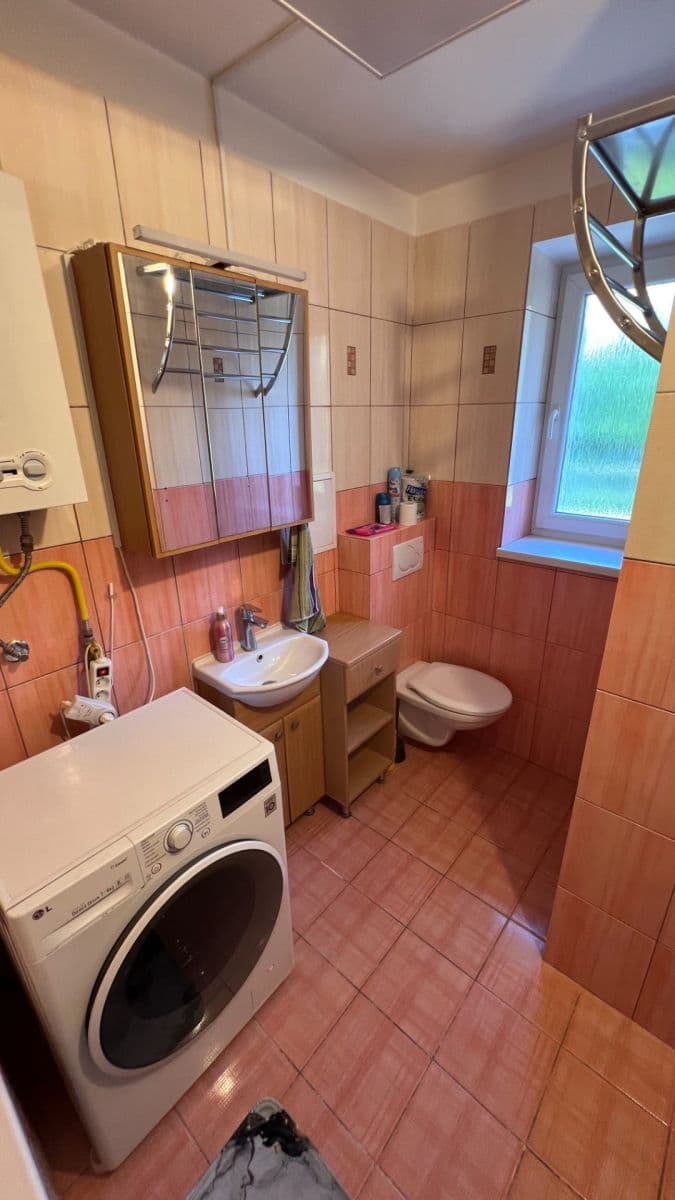 Pronájem bytu 2+1 54 m², Hrubínova, Neratovice, Středočeský kraj Pronájem bytu 2+1 54 m², Hrubínova, Neratovice, Středočeský kraj
