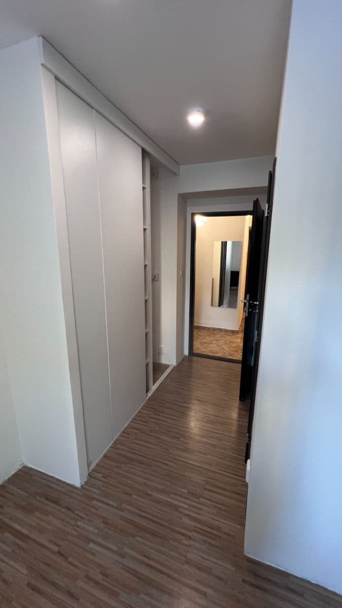 Pronájem bytu 2+1 54 m², Hrubínova, Neratovice, Středočeský kraj Pronájem bytu 2+1 54 m², Hrubínova, Neratovice, Středočeský kraj