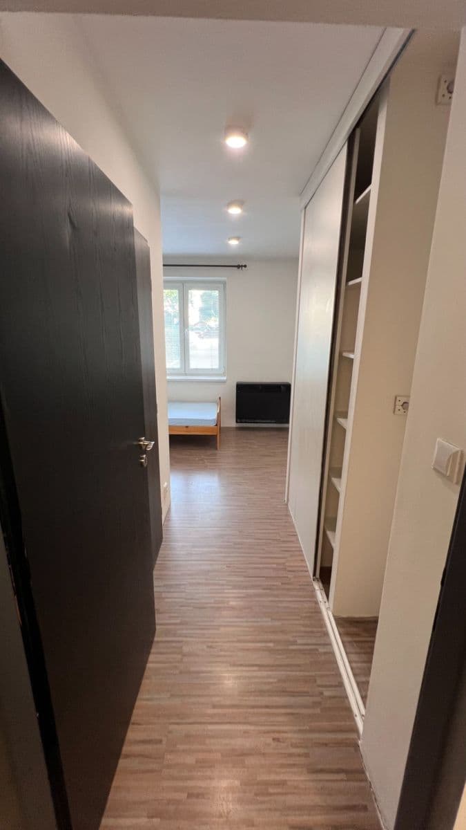 Pronájem bytu 2+1 54 m², Hrubínova, Neratovice, Středočeský kraj Pronájem bytu 2+1 54 m², Hrubínova, Neratovice, Středočeský kraj