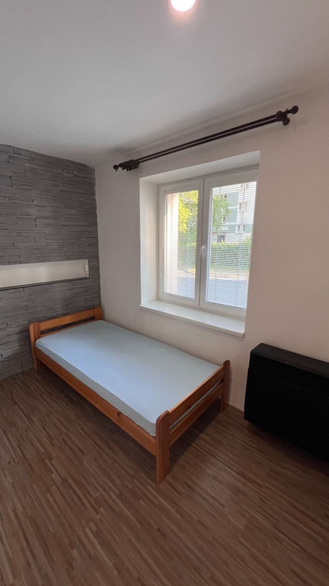 Pronájem bytu 2+1 54 m², Hrubínova, Neratovice, Středočeský kraj Pronájem bytu 2+1 54 m², Hrubínova, Neratovice, Středočeský kraj