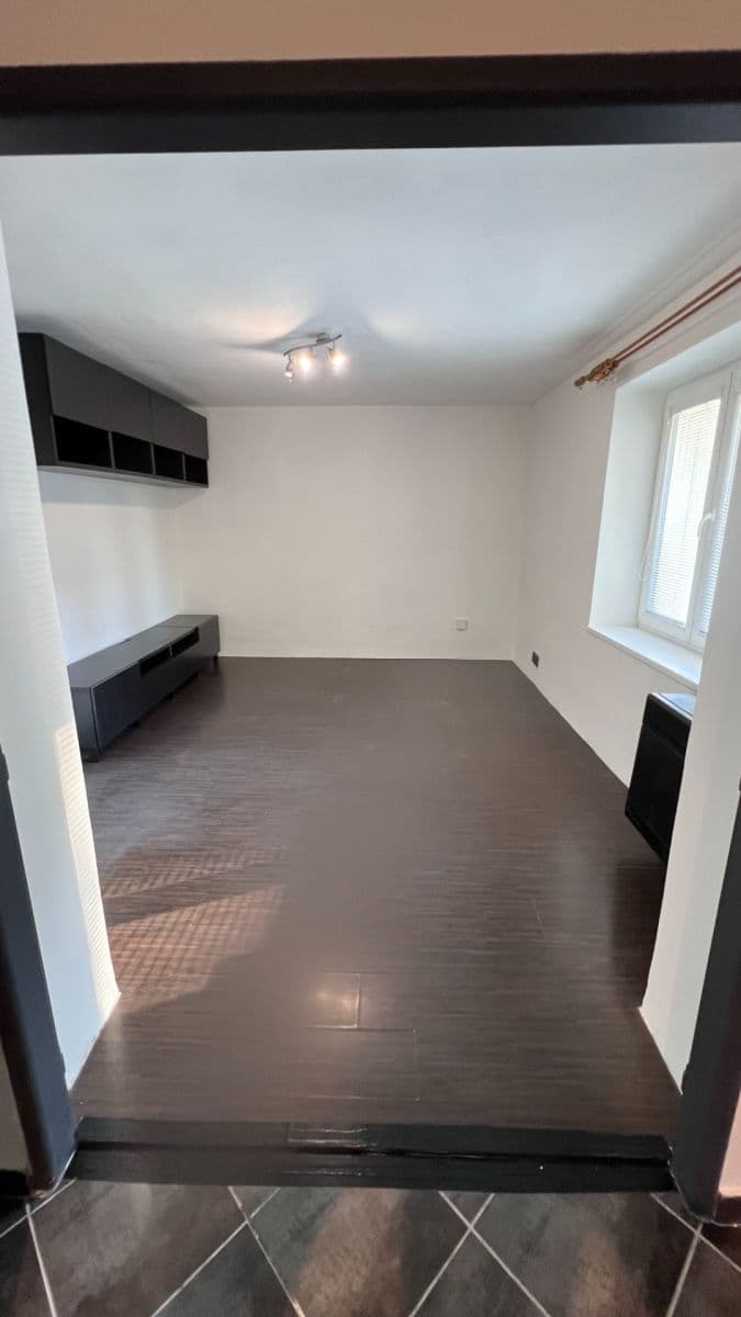 Pronájem bytu 2+1 54 m², Hrubínova, Neratovice, Středočeský kraj Pronájem bytu 2+1 54 m², Hrubínova, Neratovice, Středočeský kraj