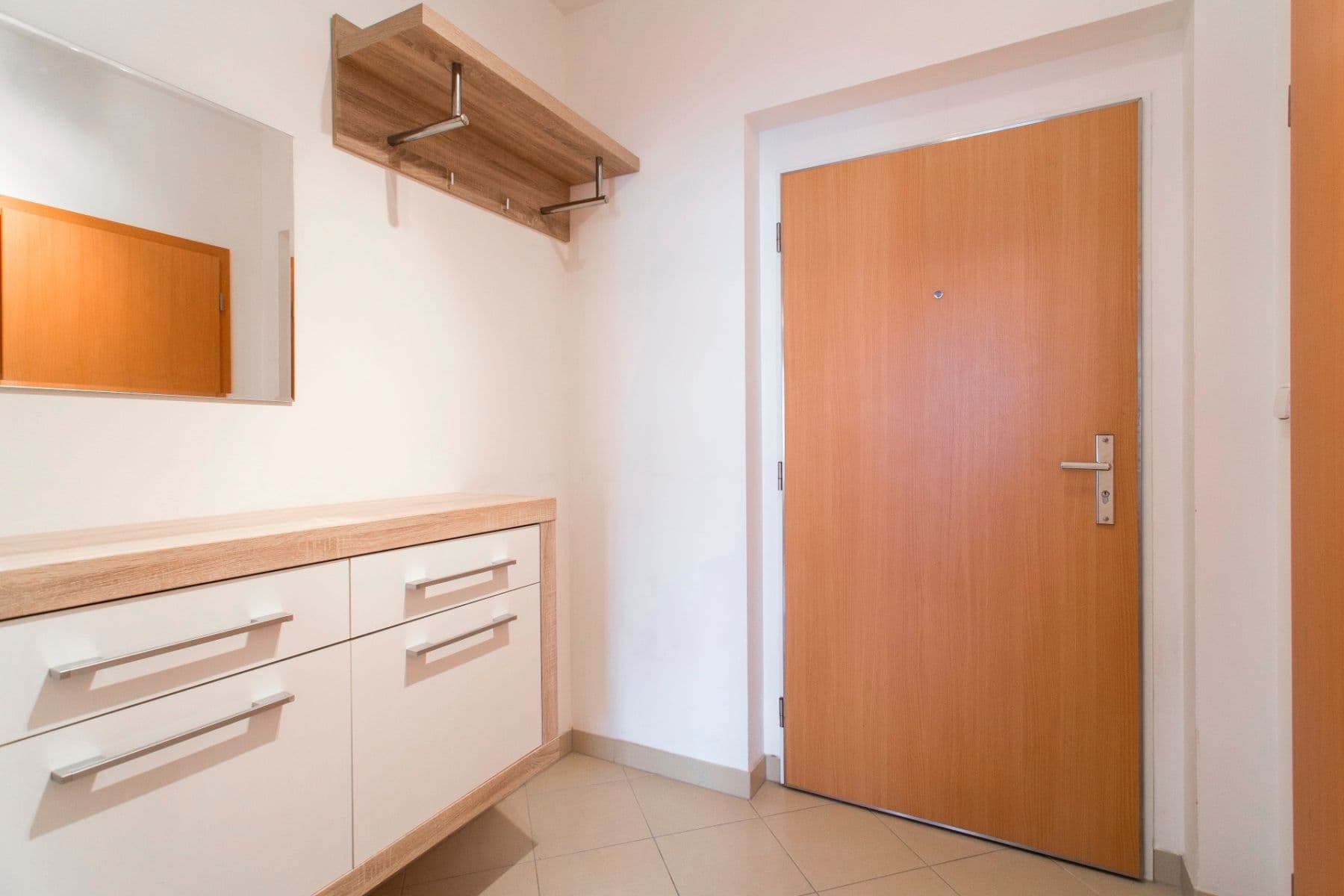 Pronájem bytu 1+kk 39 m², Pavla Beneše, Praha, Praha Pronájem bytu 1+kk 39 m², Pavla Beneše, Praha, Praha