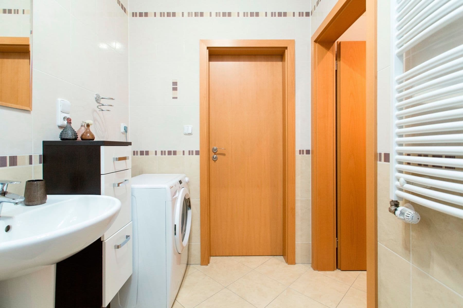 Pronájem bytu 1+kk 39 m², Pavla Beneše, Praha, Praha Pronájem bytu 1+kk 39 m², Pavla Beneše, Praha, Praha