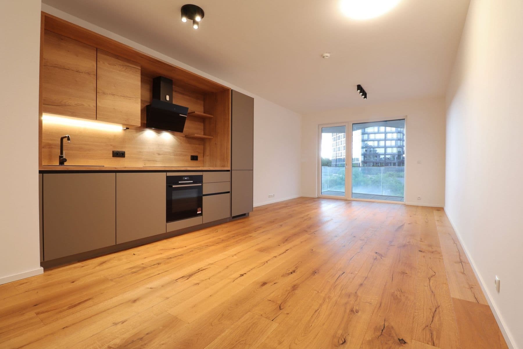 Pronájem bytu 1+kk 45 m², Ramonova, Praha, Praha Pronájem bytu 1+kk 45 m², Ramonova, Praha, Praha