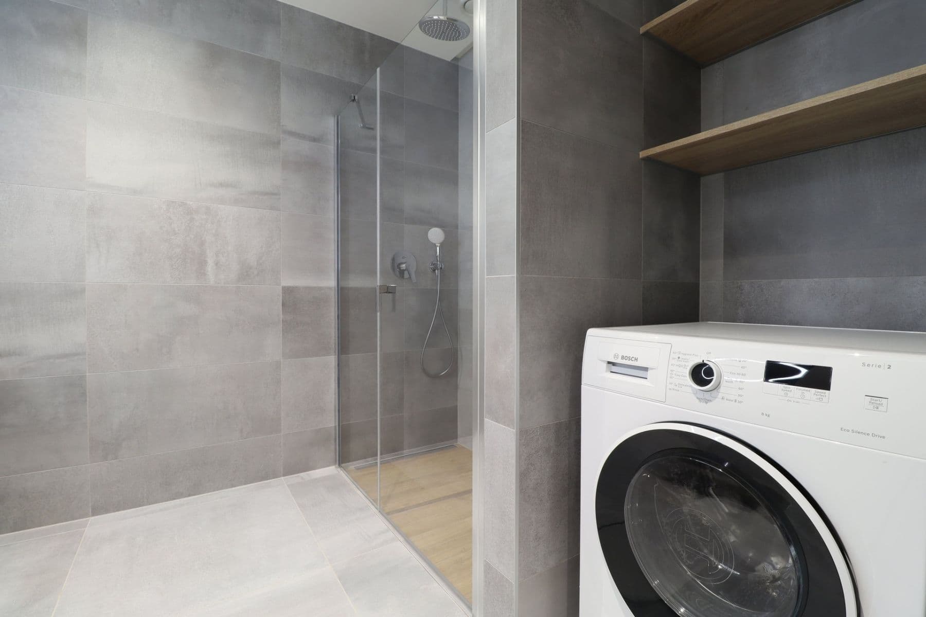 Pronájem bytu 1+kk 45 m², Ramonova, Praha, Praha Pronájem bytu 1+kk 45 m², Ramonova, Praha, Praha