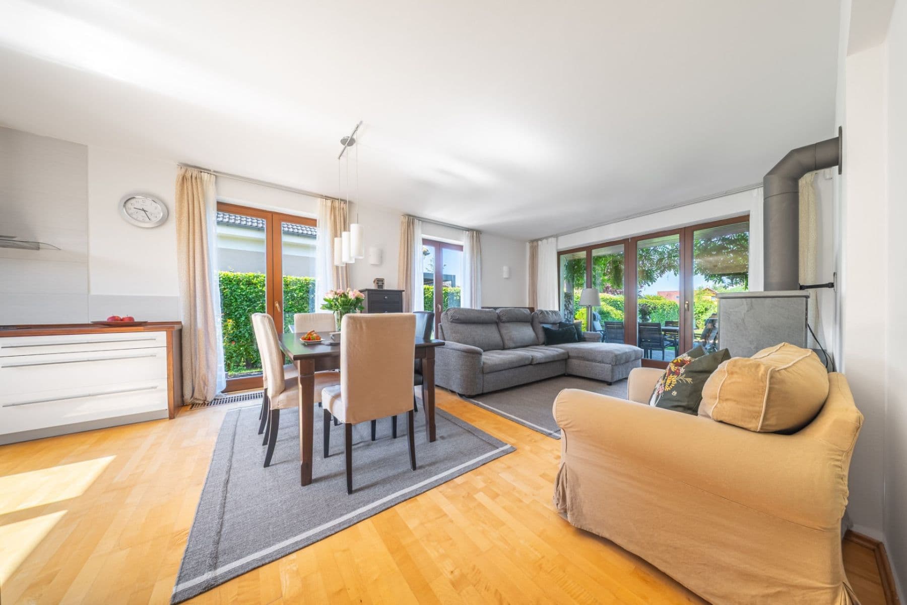 Prodej domu 165 m², pozemek 800 m², K Lesu, Babice, Středočeský kraj Prodej domu 165 m², pozemek 800 m², K Lesu, Babice, Středočeský kraj