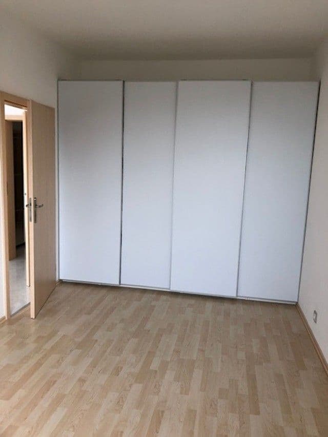 Pronájem bytu 2+kk 56 m², Karlovarská, Praha, Praha Pronájem bytu 2+kk 56 m², Karlovarská, Praha, Praha