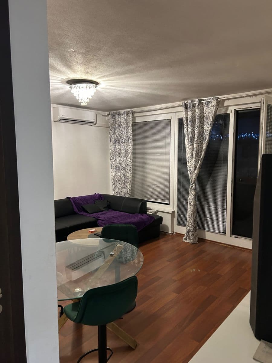 Pronájem bytu 3+1 80 m², Pajštúnska, Petržalka, Bratislavský kraj Pronájem bytu 3+1 80 m², Pajštúnska, Petržalka, Bratislavský kraj