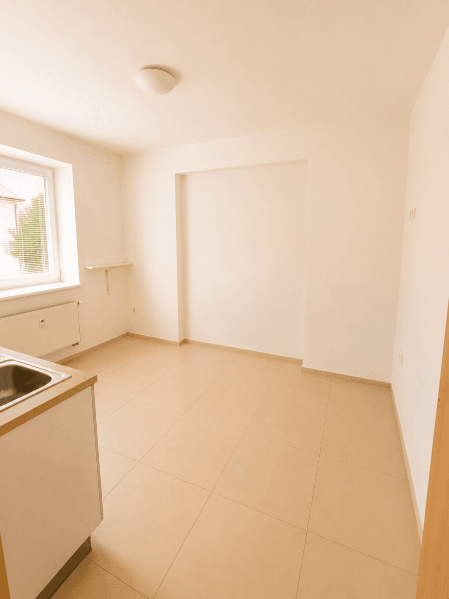 Pronájem bytu 1+kk 19 m², Sadařská, Brno, Jihomoravský kraj Pronájem bytu 1+kk 19 m², Sadařská, Brno, Jihomoravský kraj