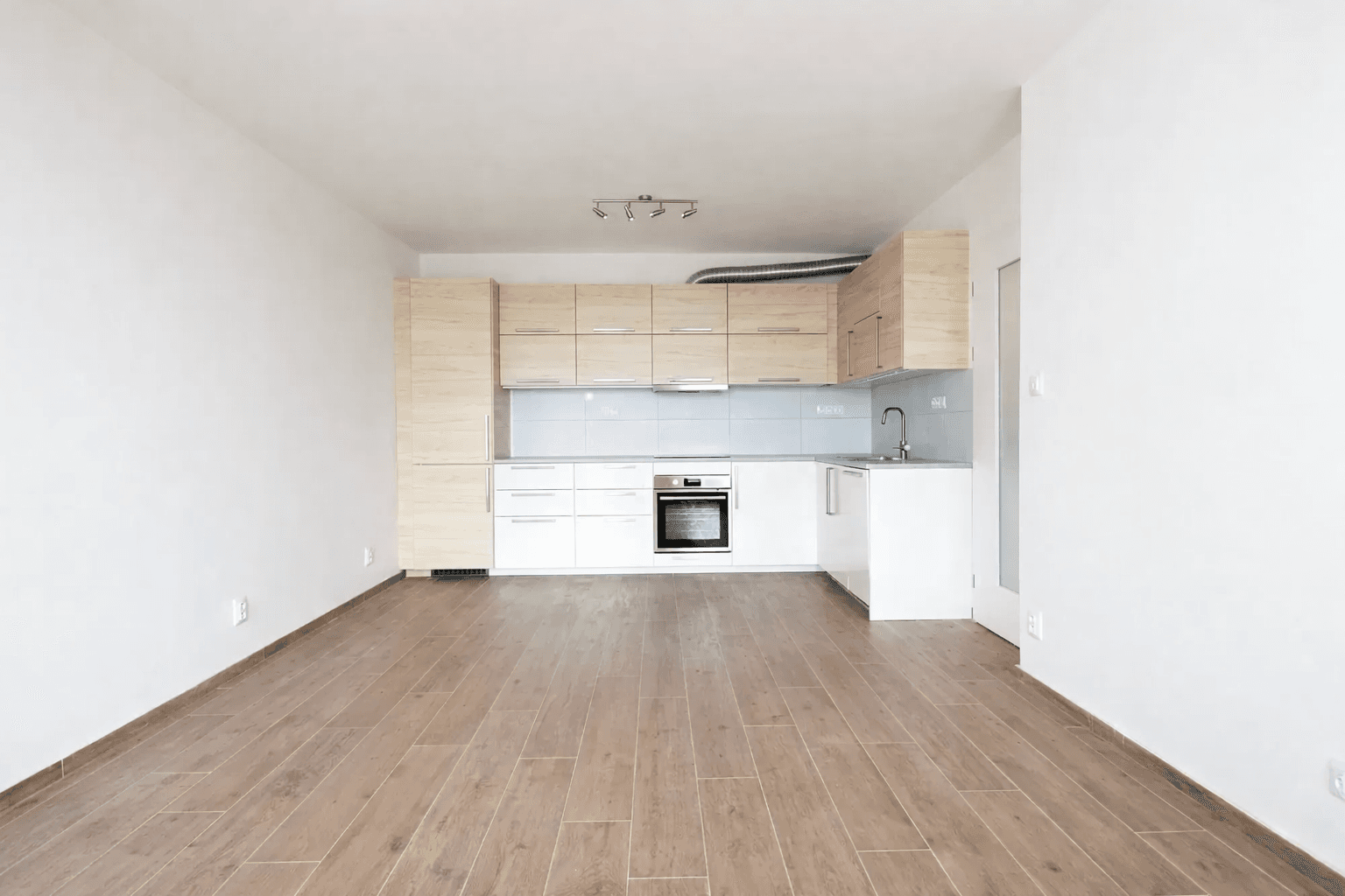 Pronájem bytu 2+kk 50 m², Otýlie Beníškové, Plzeň, Plzeňský kraj Pronájem bytu 2+kk 50 m², Otýlie Beníškové, Plzeň, Plzeňský kraj