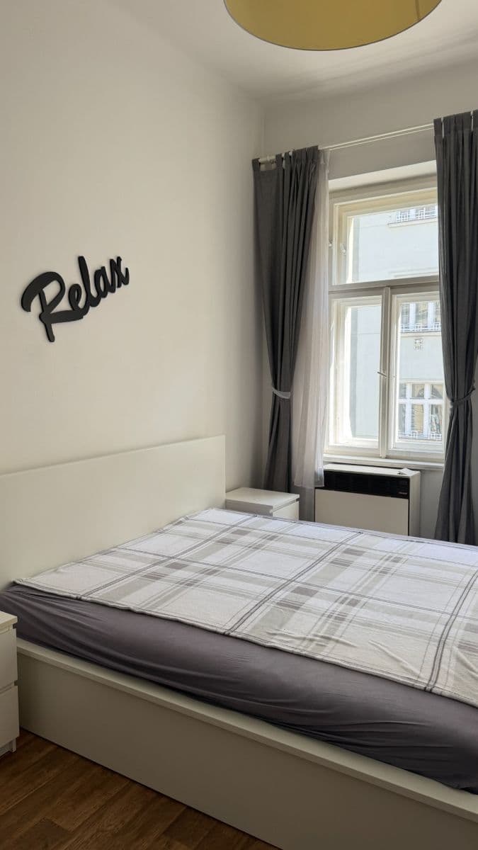 Prodej bytu 1+kk 34 m², Na Celné, Praha, Praha Prodej bytu 1+kk 34 m², Na Celné, Praha, Praha