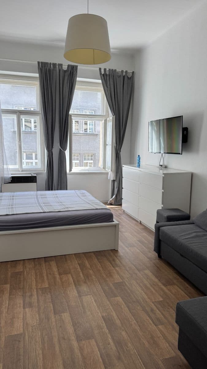 Prodej bytu 1+kk 34 m², Na Celné, Praha, Praha Prodej bytu 1+kk 34 m², Na Celné, Praha, Praha