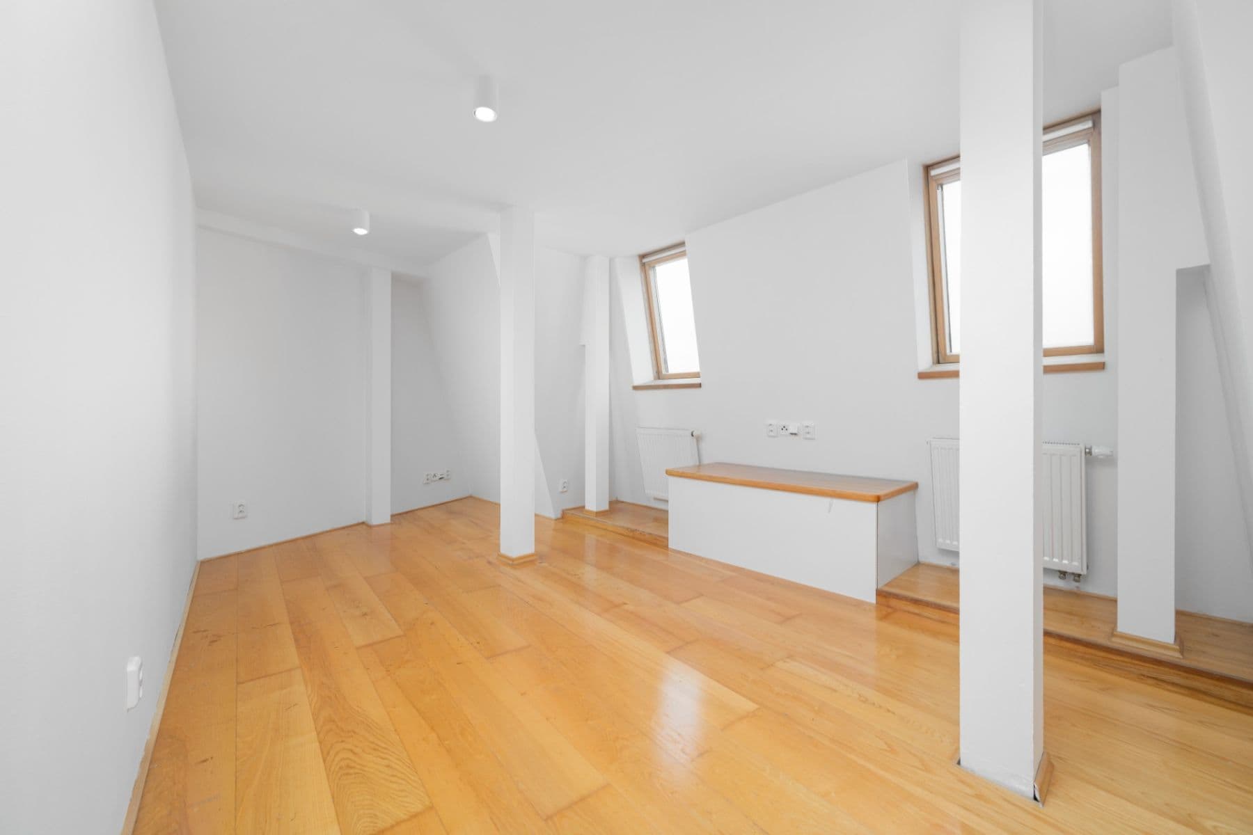 Prodej bytu 4+kk 109 m², Frýdlantská, Liberec, Liberecký kraj Prodej bytu 4+kk 109 m², Frýdlantská, Liberec, Liberecký kraj