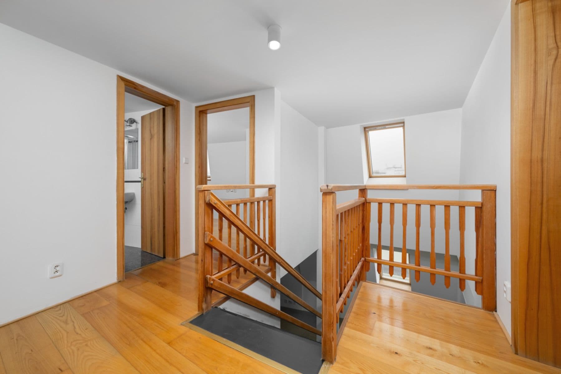 Prodej bytu 4+kk 109 m², Frýdlantská, Liberec, Liberecký kraj Prodej bytu 4+kk 109 m², Frýdlantská, Liberec, Liberecký kraj