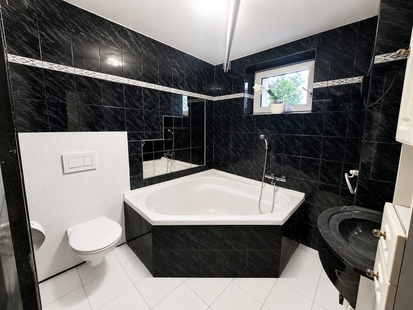 Prodej domu 345 m², pozemek 630 m², Hrnčířská, Lipník nad Bečvou, Olomoucký kraj Prodej domu 345 m², pozemek 630 m², Hrnčířská, Lipník nad Bečvou, Olomoucký kraj