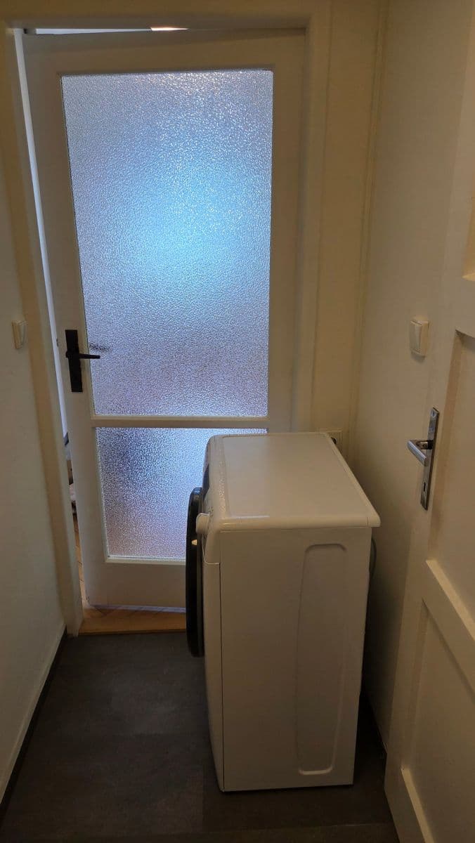 Pronájem bytu 1+kk 17 m², Jerevanská, Praha, Praha Pronájem bytu 1+kk 17 m², Jerevanská, Praha, Praha