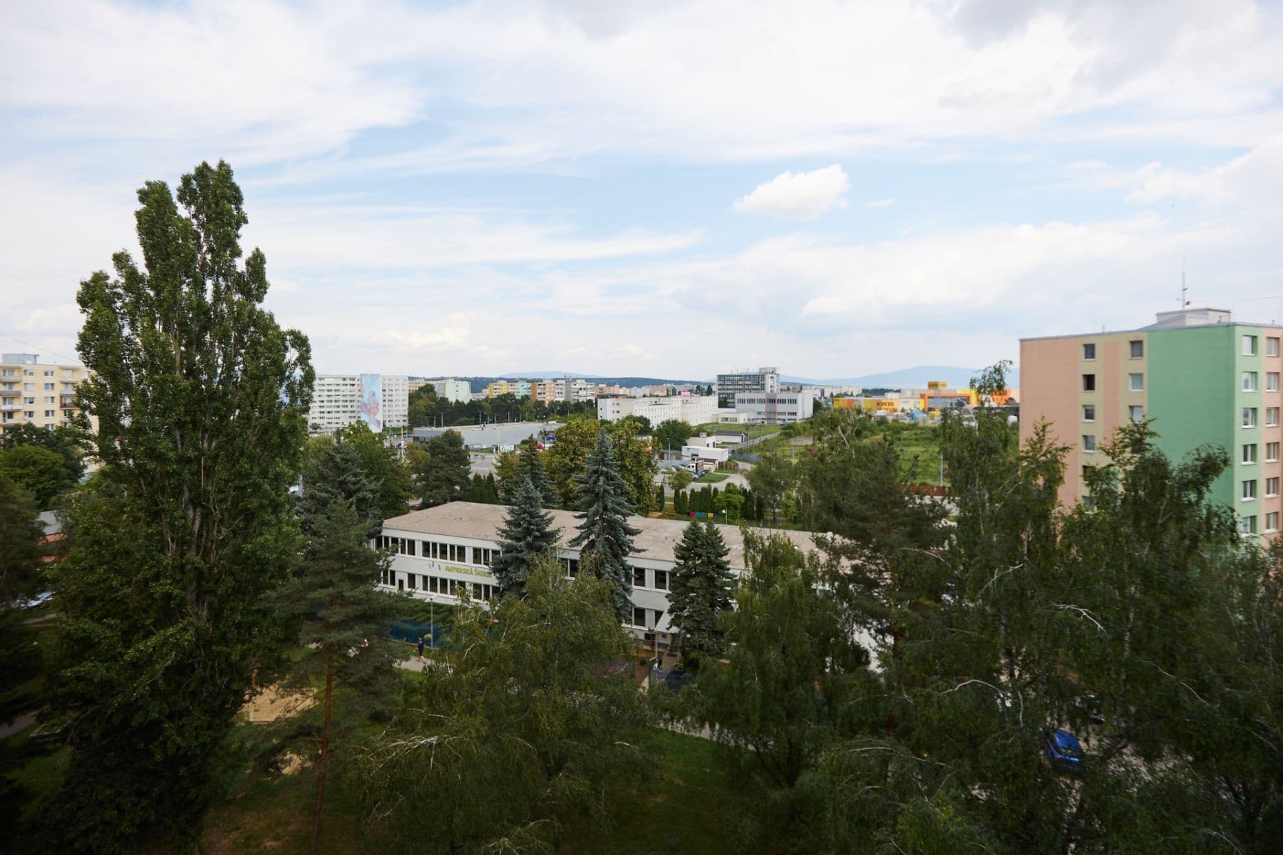 Prodej bytu 3+1 66 m², Michalovská, Košice - mestská časť Západ, Košický kraj Prodej bytu 3+1 66 m², Michalovská, Košice - mestská časť Západ, Košický kraj