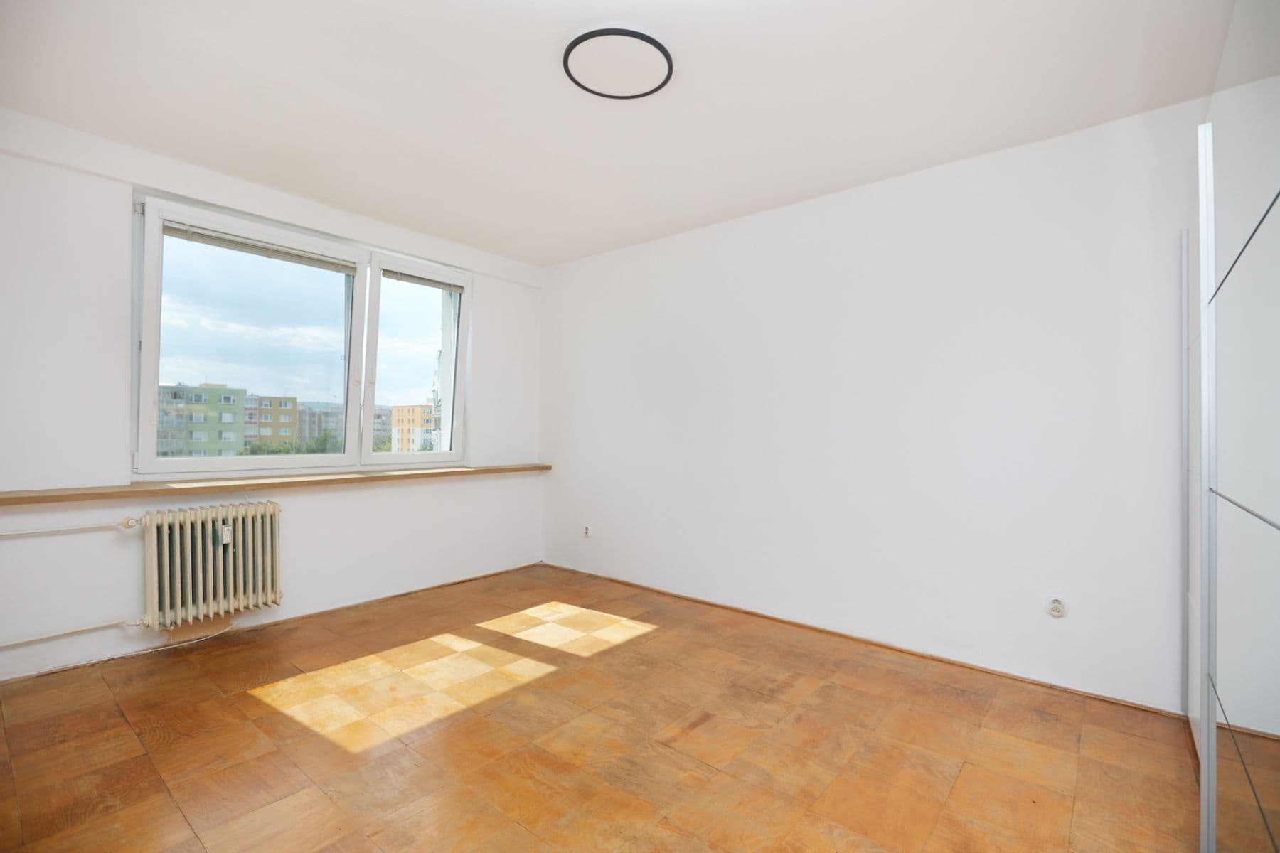 Prodej bytu 3+1 66 m², Michalovská, Košice - mestská časť Západ, Košický kraj Prodej bytu 3+1 66 m², Michalovská, Košice - mestská časť Západ, Košický kraj