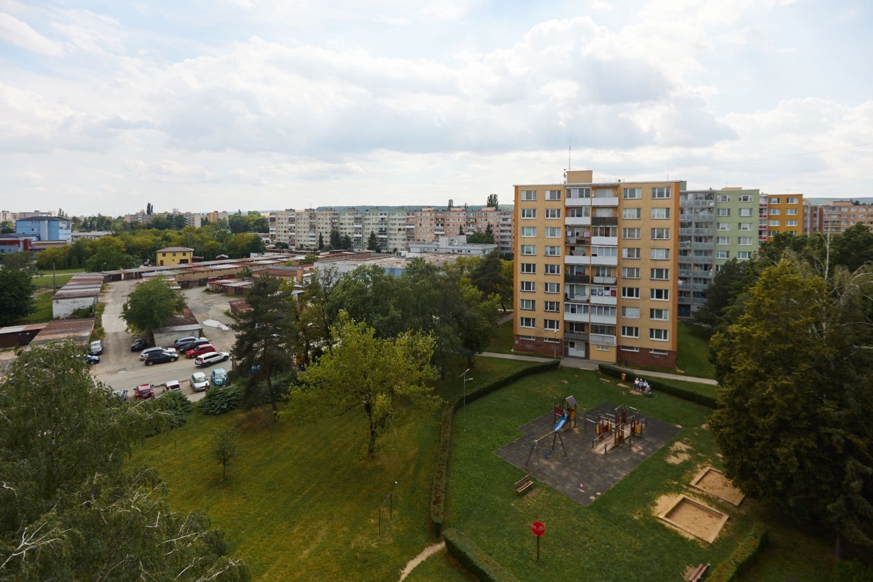 Prodej bytu 3+1 66 m², Michalovská, Košice - mestská časť Západ, Košický kraj Prodej bytu 3+1 66 m², Michalovská, Košice - mestská časť Západ, Košický kraj