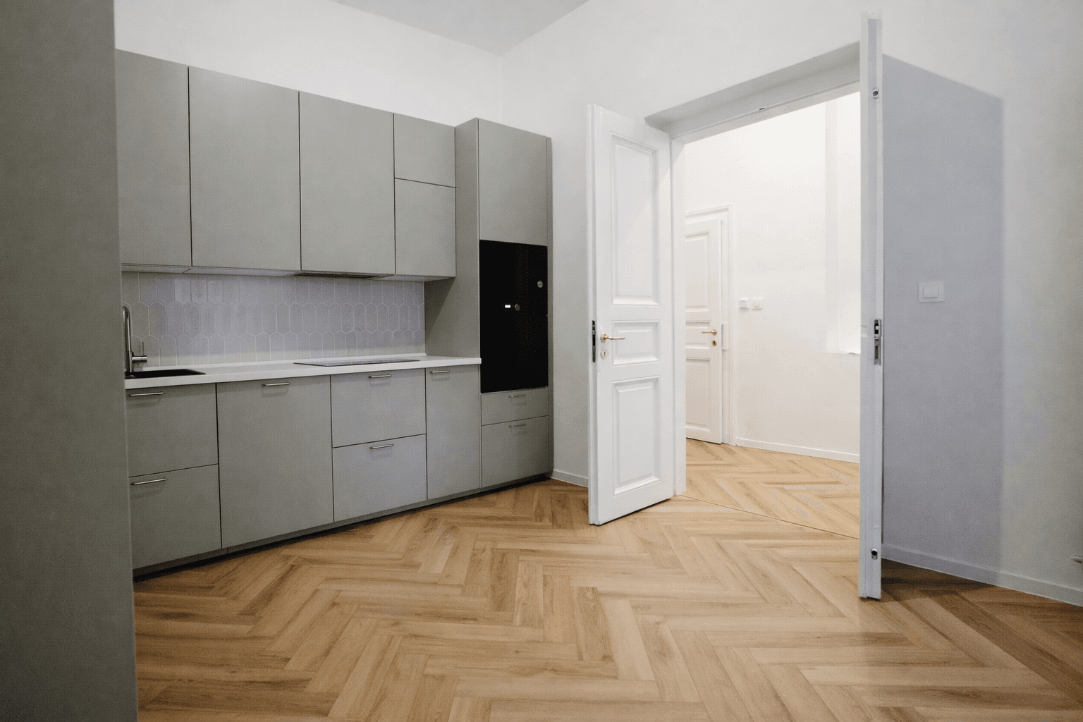 Prodej bytu 2+1 69 m², Pernerova, Praha, Praha Prodej bytu 2+1 69 m², Pernerova, Praha, Praha