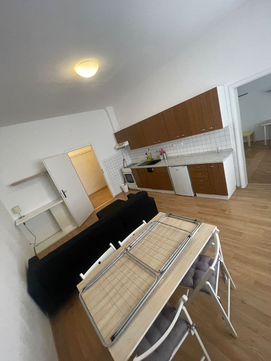 Pronájem bytu 2+kk 60 m², Plavecká, Praha, Praha Pronájem bytu 2+kk 60 m², Plavecká, Praha, Praha