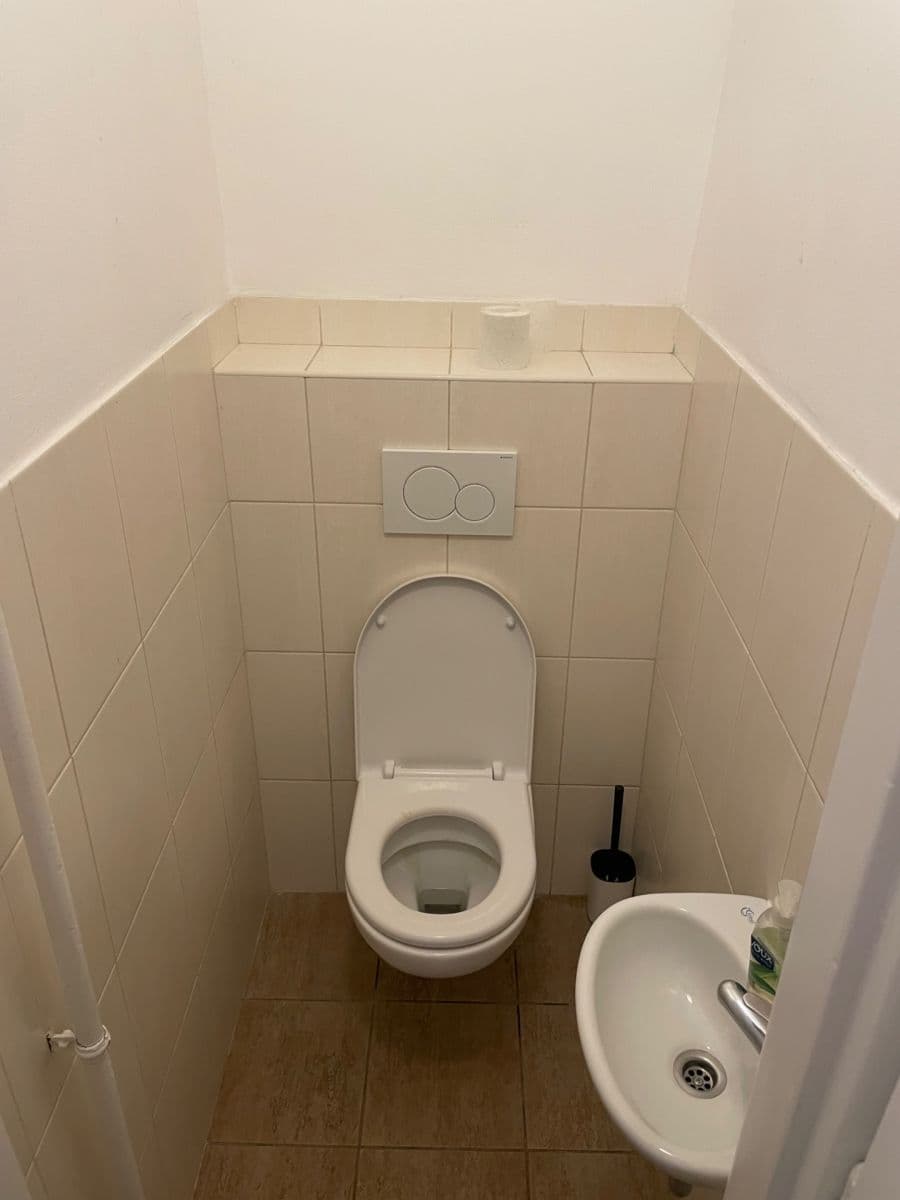 Pronájem bytu 2+kk 60 m², Plavecká, Praha, Praha Pronájem bytu 2+kk 60 m², Plavecká, Praha, Praha