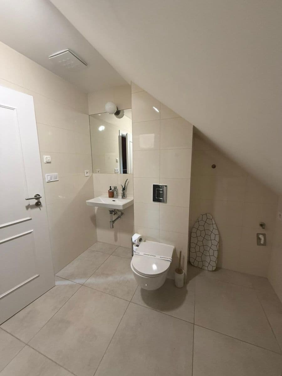 Prodej bytu 2+kk 83 m², Soukenická, Praha, Praha Prodej bytu 2+kk 83 m², Soukenická, Praha, Praha