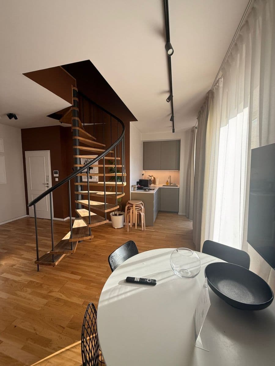 Prodej bytu 2+kk 83 m², Soukenická, Praha, Praha Prodej bytu 2+kk 83 m², Soukenická, Praha, Praha