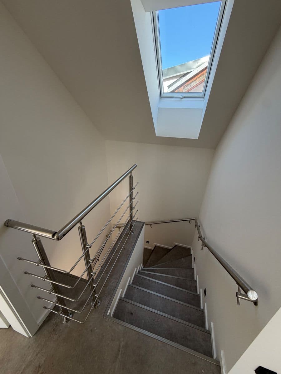 Pronájem bytu 4+kk 105 m², náměstí U Dubu, Stochov, Středočeský kraj Pronájem bytu 4+kk 105 m², náměstí U Dubu, Stochov, Středočeský kraj