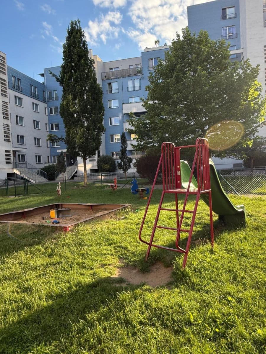 Pronájem bytu 2+kk 42 m², Chlebovická, Praha, Praha Pronájem bytu 2+kk 42 m², Chlebovická, Praha, Praha