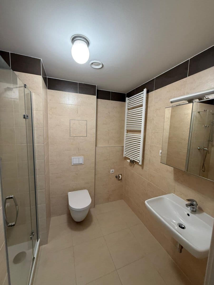 Pronájem bytu 2+kk 42 m², Chlebovická, Praha, Praha Pronájem bytu 2+kk 42 m², Chlebovická, Praha, Praha