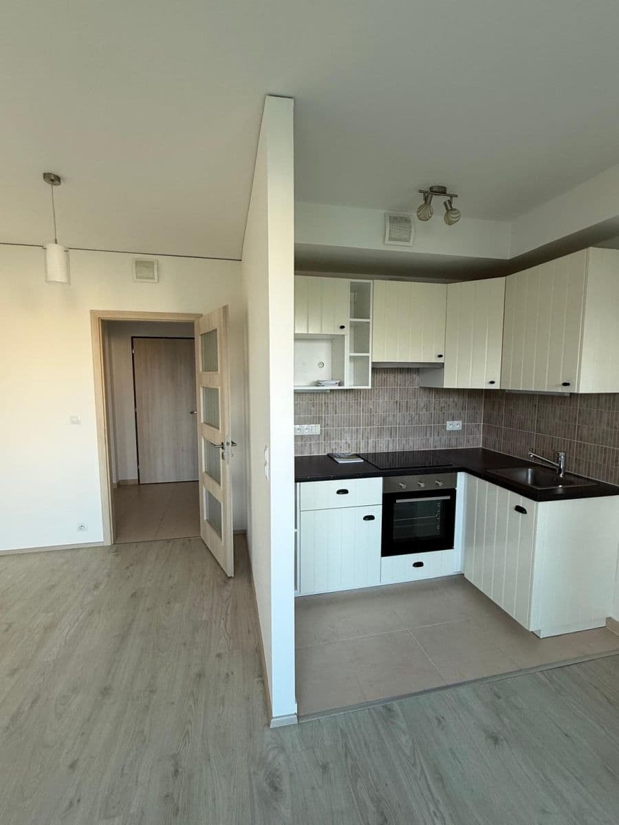 Pronájem bytu 2+kk 42 m², Chlebovická, Praha, Praha Pronájem bytu 2+kk 42 m², Chlebovická, Praha, Praha