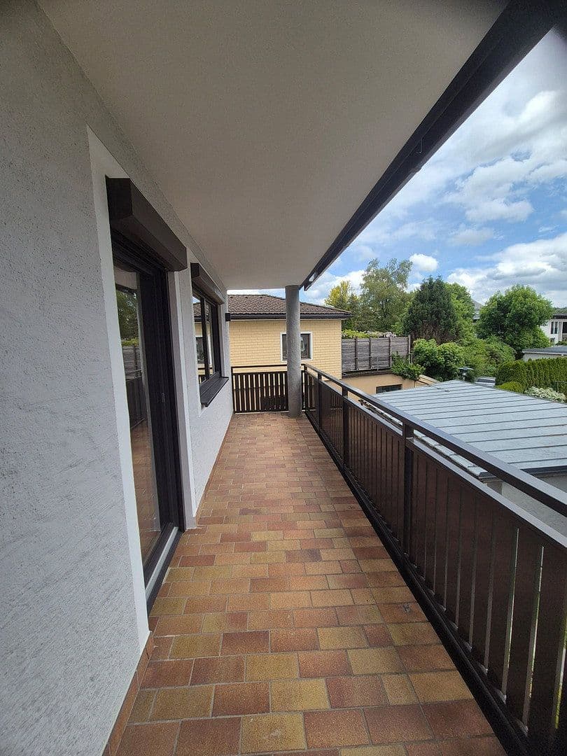 Pronájem bytu 2+1 90 m², Bahnhofstraße 6, Seekirchen am Wallersee, Salcbursko Pronájem bytu 2+1 90 m², Bahnhofstraße 6, Seekirchen am Wallersee, Salcbursko