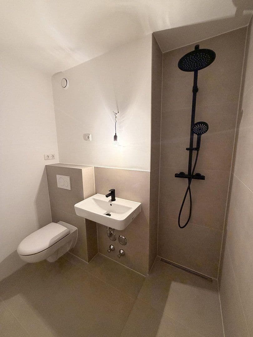 Pronájem bytu 1+kk 41 m², Max Planck Str. 13, Neufahr bei Freising, Bavorsko Pronájem bytu 1+kk 41 m², Max Planck Str. 13, Neufahr bei Freising, Bavorsko