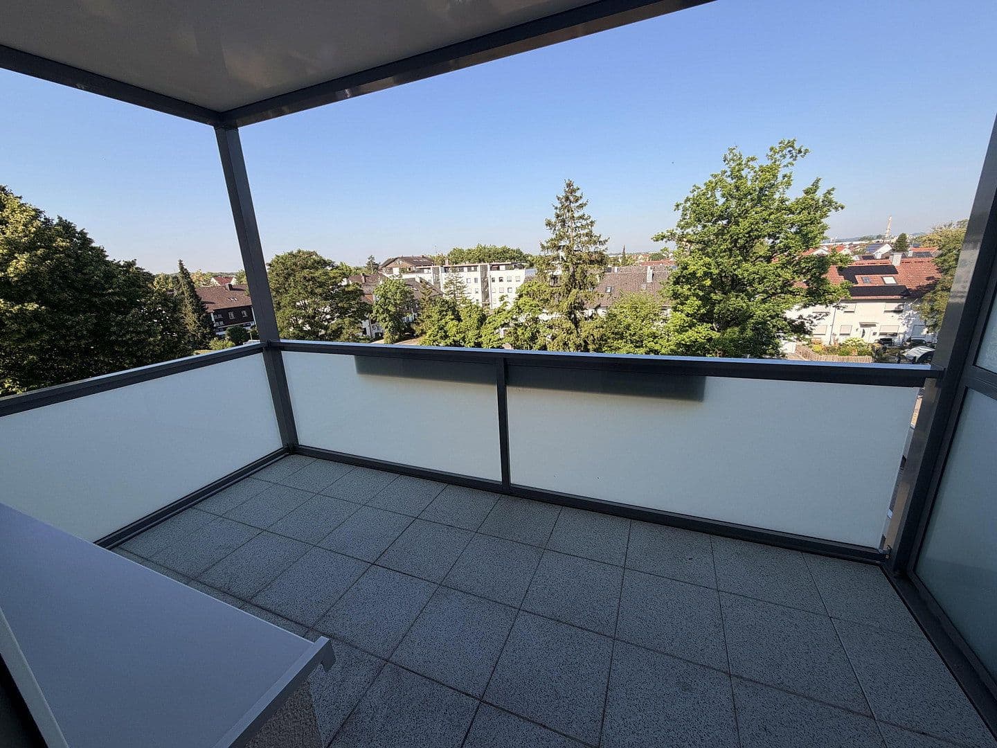 Pronájem bytu 1+kk 41 m², Max Planck Str. 13, Neufahr bei Freising, Bavorsko Pronájem bytu 1+kk 41 m², Max Planck Str. 13, Neufahr bei Freising, Bavorsko