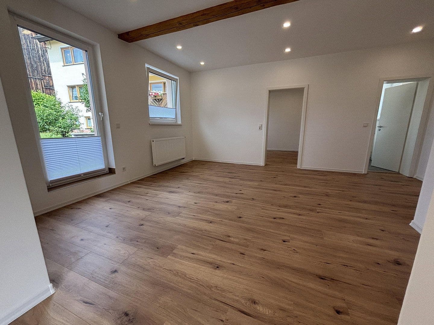 Prodej domu 135 m², pozemek 89 m², Großenbucher Weg 6, Igensdorf, Bavorsko Prodej domu 135 m², pozemek 89 m², Großenbucher Weg 6, Igensdorf, Bavorsko