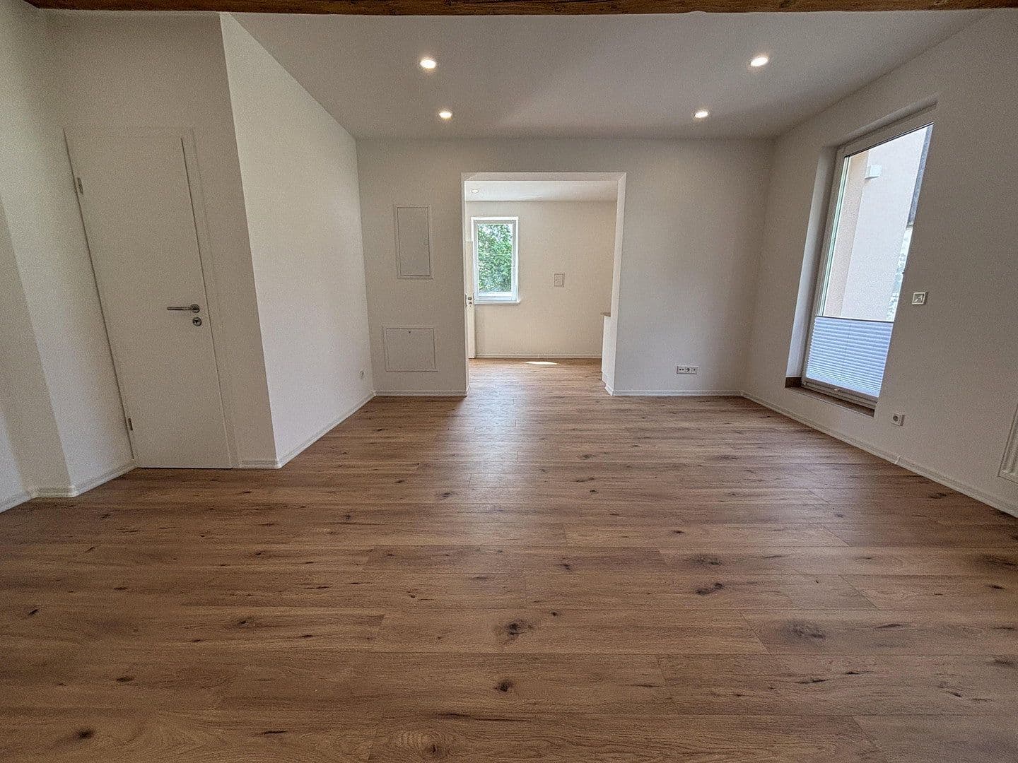 Prodej domu 135 m², pozemek 89 m², Großenbucher Weg 6, Igensdorf, Bavorsko Prodej domu 135 m², pozemek 89 m², Großenbucher Weg 6, Igensdorf, Bavorsko