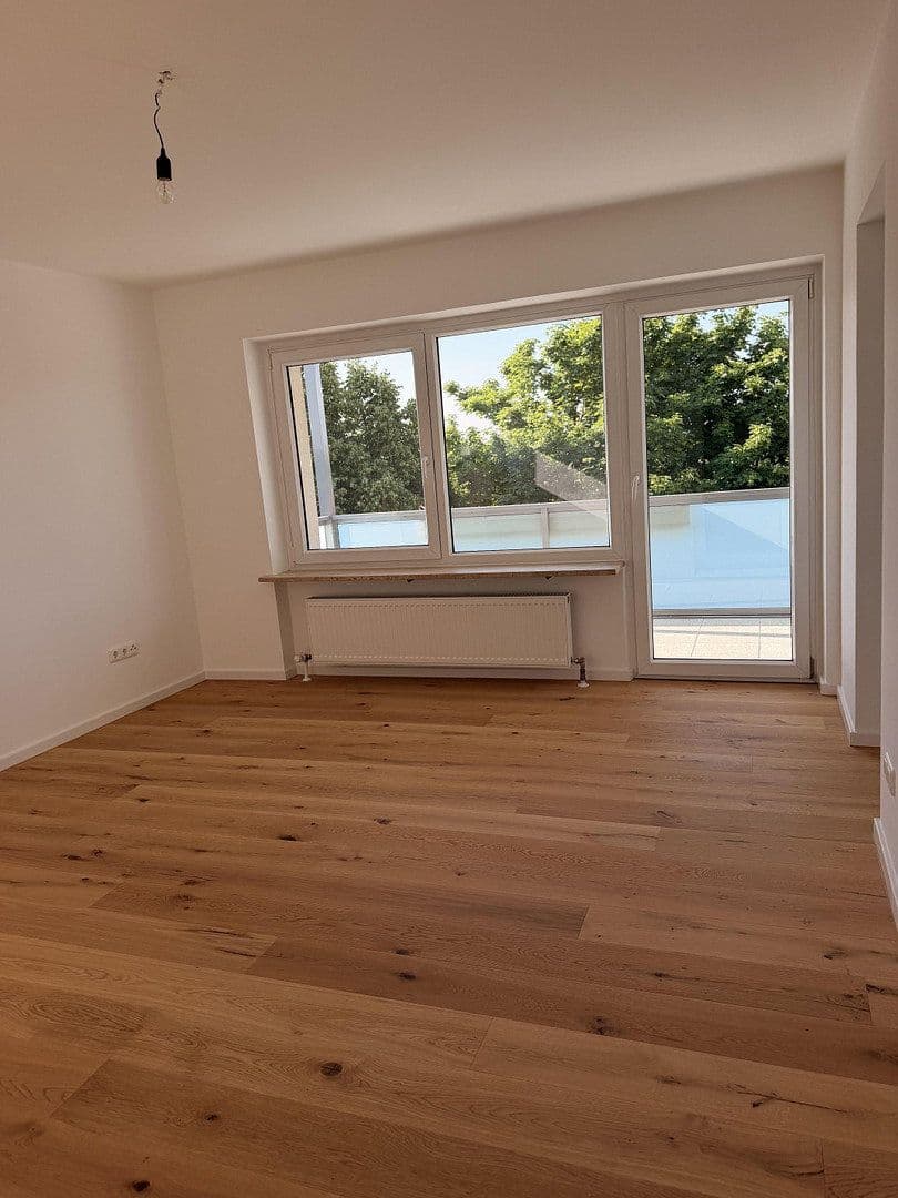 Pronájem bytu 1+1 38 m², Max Planck Str. 13, Neufahr bei Freising, Bavorsko Pronájem bytu 1+1 38 m², Max Planck Str. 13, Neufahr bei Freising, Bavorsko