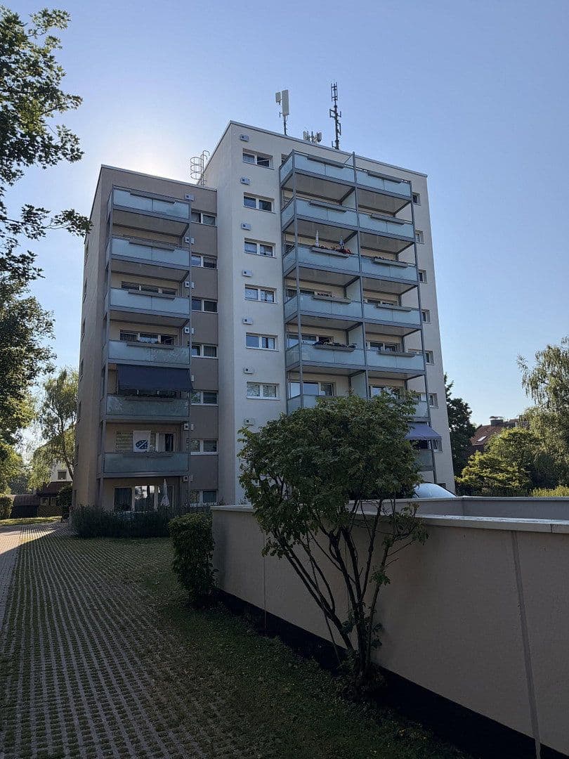 Pronájem bytu 1+1 38 m², Max Planck Str. 13, Neufahr bei Freising, Bavorsko Pronájem bytu 1+1 38 m², Max Planck Str. 13, Neufahr bei Freising, Bavorsko