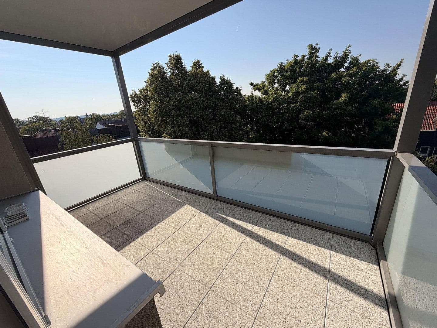 Pronájem bytu 1+1 38 m², Max Planck Str. 13, Neufahr bei Freising, Bavorsko Pronájem bytu 1+1 38 m², Max Planck Str. 13, Neufahr bei Freising, Bavorsko