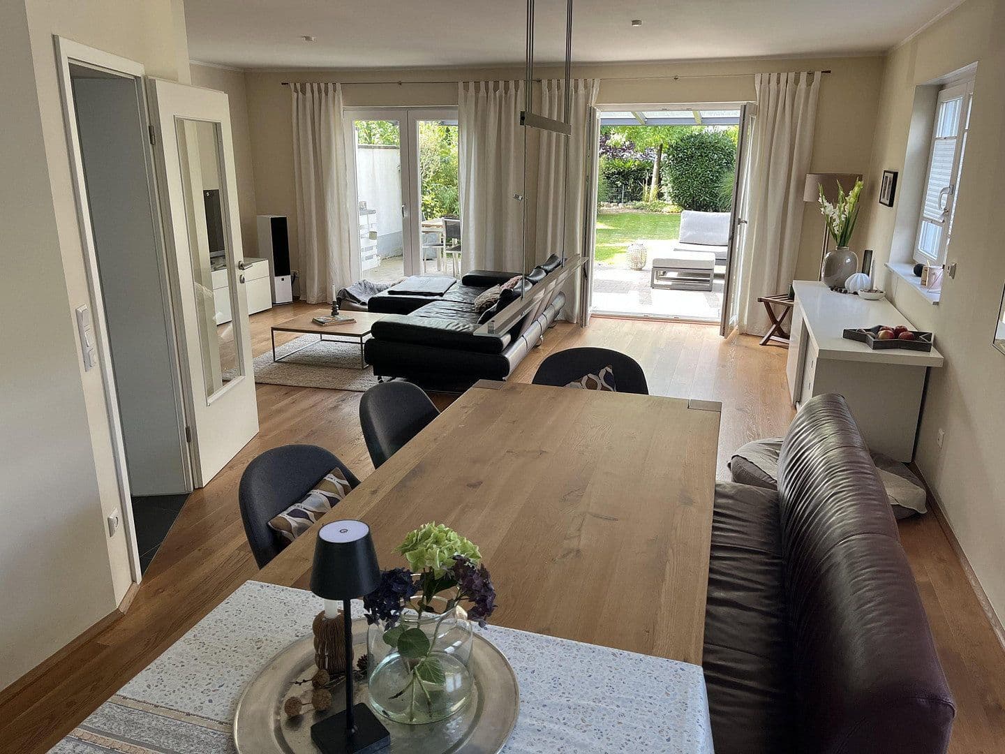 Prodej domu 175 m², pozemek 532 m², Hennef (Sieg), Severní Porýní-Vestfálsko Prodej domu 175 m², pozemek 532 m², Hennef (Sieg), Severní Porýní-Vestfálsko