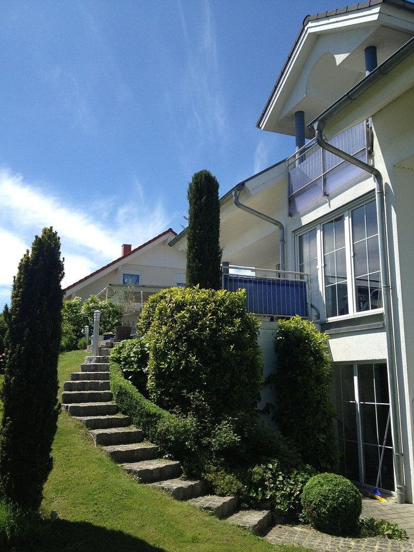 Prodej domu 225 m², pozemek 675 m², Stockach, Bádensko-Württembersko Prodej domu 225 m², pozemek 675 m², Stockach, Bádensko-Württembersko