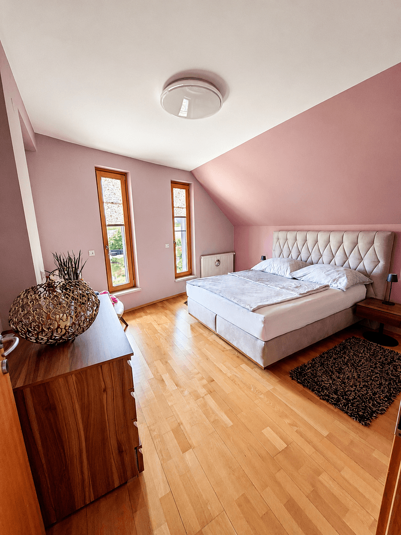 Prodej domu 232 m², pozemek 1.167 m², Bahnstraße 56, Marz, Hradsko Prodej domu 232 m², pozemek 1.167 m², Bahnstraße 56, Marz, Hradsko