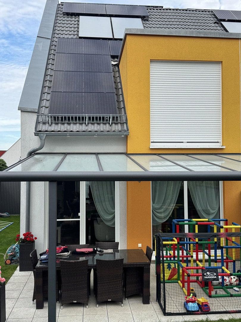 Prodej domu 120 m², pozemek 230 m², Fürth, Bavorsko Prodej domu 120 m², pozemek 230 m², Fürth, Bavorsko