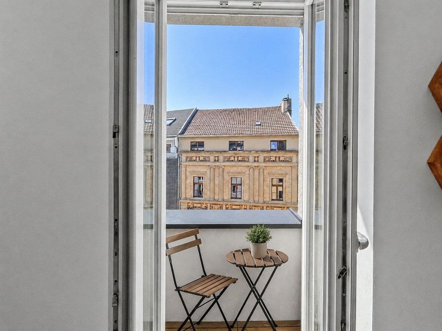 Pronájem bytu 2+1 40 m², Köln, Severní Porýní-Vestfálsko Pronájem bytu 2+1 40 m², Köln, Severní Porýní-Vestfálsko