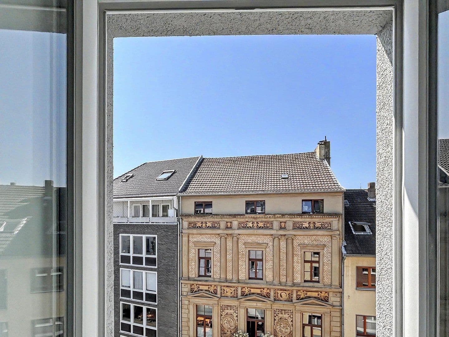Pronájem bytu 2+1 40 m², Köln, Severní Porýní-Vestfálsko Pronájem bytu 2+1 40 m², Köln, Severní Porýní-Vestfálsko