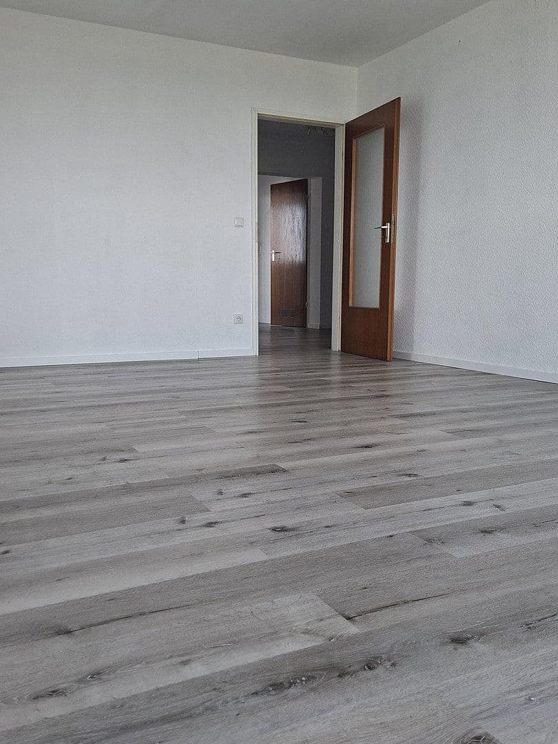 Pronájem bytu 4+1 108 m², Am Europakanal 38, Erlangen, Bavorsko Pronájem bytu 4+1 108 m², Am Europakanal 38, Erlangen, Bavorsko