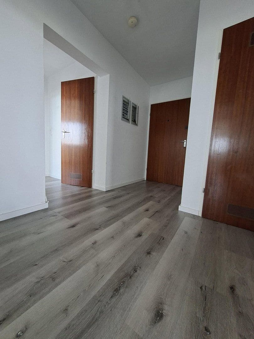 Pronájem bytu 4+1 108 m², Am Europakanal 38, Erlangen, Bavorsko Pronájem bytu 4+1 108 m², Am Europakanal 38, Erlangen, Bavorsko
