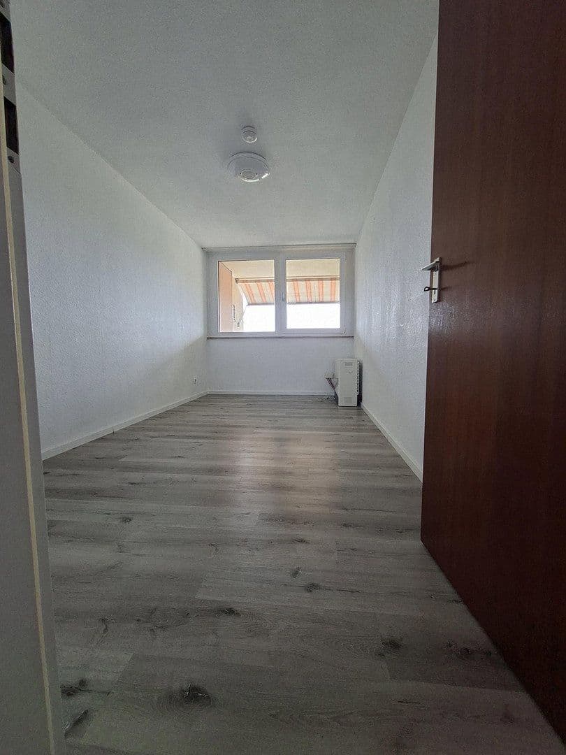 Pronájem bytu 4+1 108 m², Am Europakanal 38, Erlangen, Bavorsko Pronájem bytu 4+1 108 m², Am Europakanal 38, Erlangen, Bavorsko