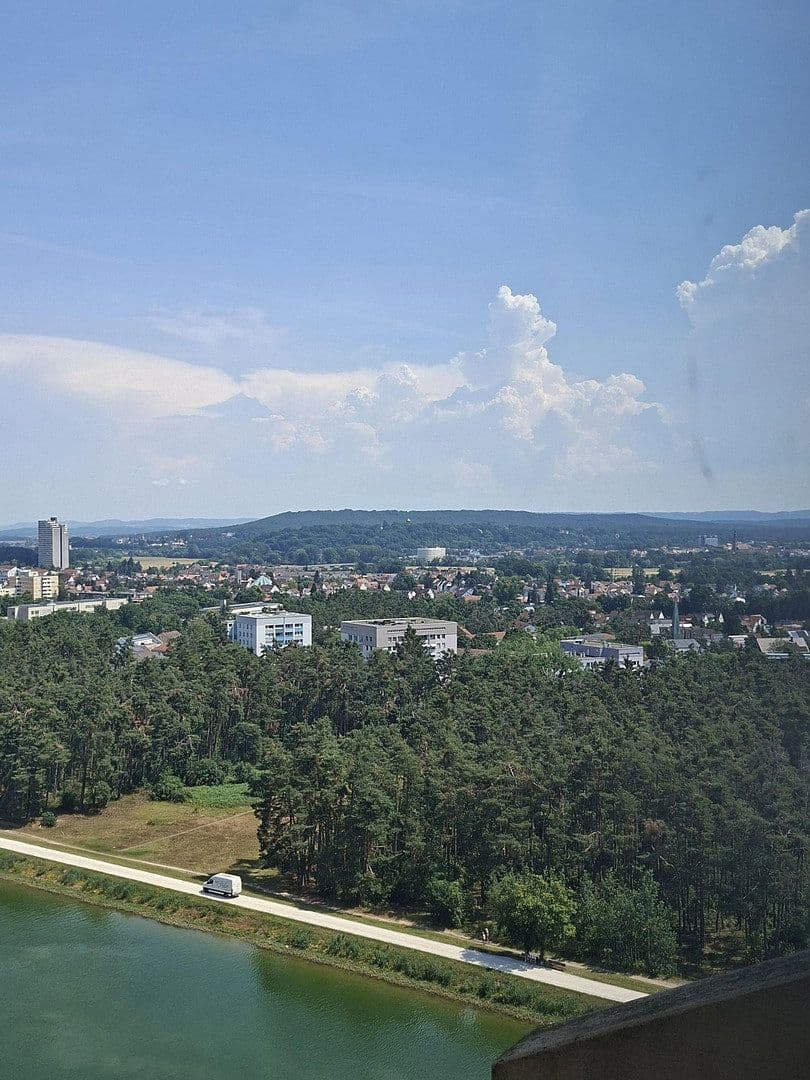 Pronájem bytu 4+1 108 m², Am Europakanal 38, Erlangen, Bavorsko Pronájem bytu 4+1 108 m², Am Europakanal 38, Erlangen, Bavorsko